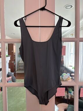 Parade gray Scoop Neck One-Piece Bodysuit, Charcoal Gray large